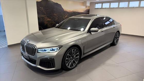 BMW 745Le 3.0 TWINPOWER HÍBRIDO M SPORT AUTOMÁTICO BMW 745Le 3.0 TWINPOWER HÍBRIDO M SPORT AUTOMÁTICO